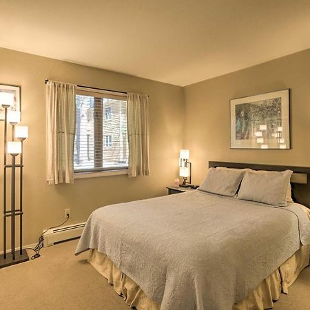 Corner-Unit Condo With Grill Walk To Lake Tahoe! 斜坡村 外观 照片